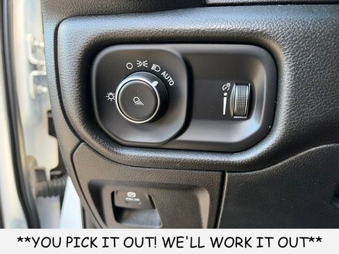 Used 2022 RAM 1500 Tradesman AWD/4WD image 12