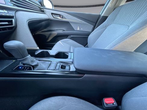 Used 2025 Toyota Camry LE FWD image 26