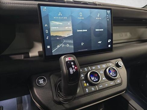 Certified 2024 Land Rover Defender 130 X-Dynamic SE image 20