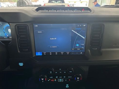 Certified 2025 Ford Bronco Badlands image 34