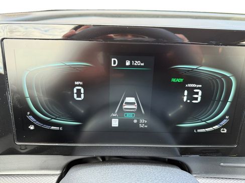 New 2025 Kia Sportage LX image 13