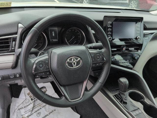 Used 2024 Toyota Camry SE w/ Convenience Package FWD image 13