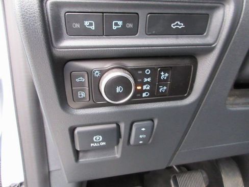 Used 2023 Ford F150 Lariat w/ Equipment Group 502A High image 12