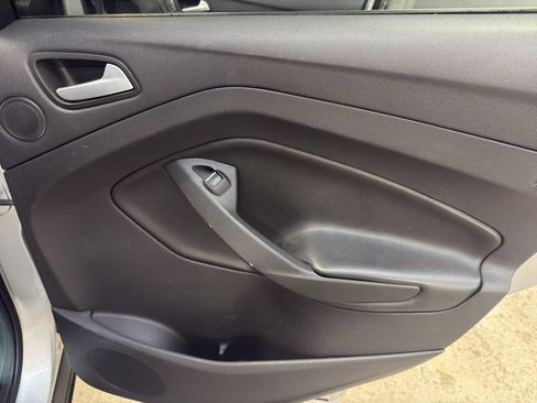 Used 2014 Ford Escape Titanium FWD image 24