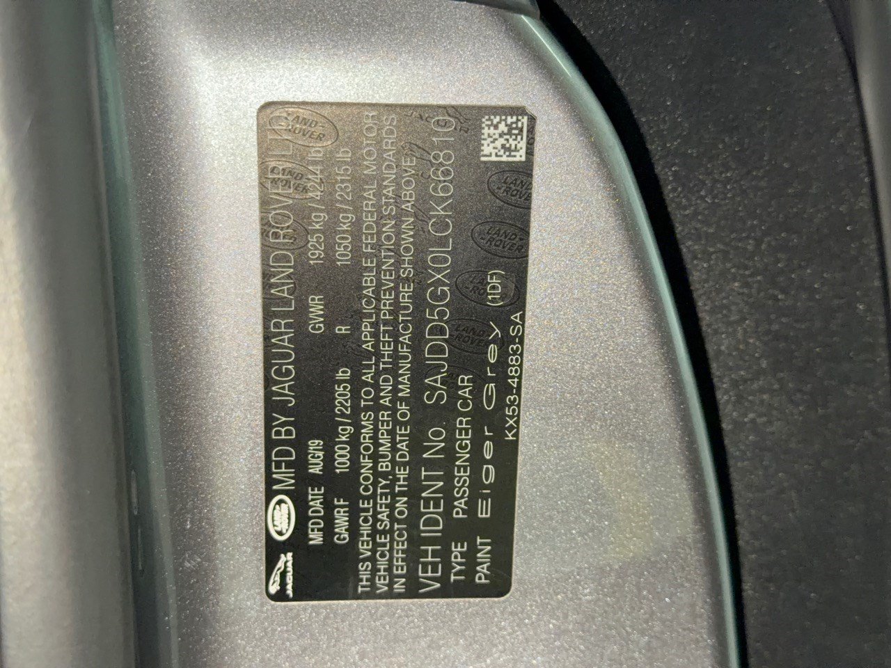 Used 2020 Jaguar F-TYPE Convertible RWD image 31