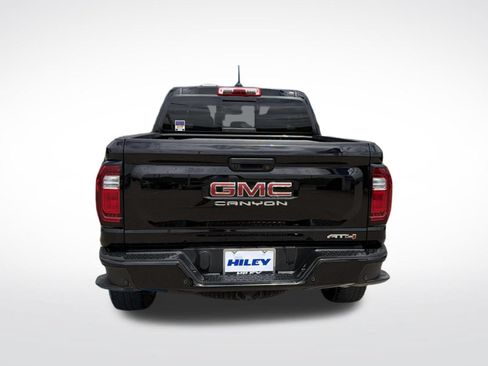Used 2024 GMC Canyon AT4 w/ AT4 Premium Package AWD/4WD image 3