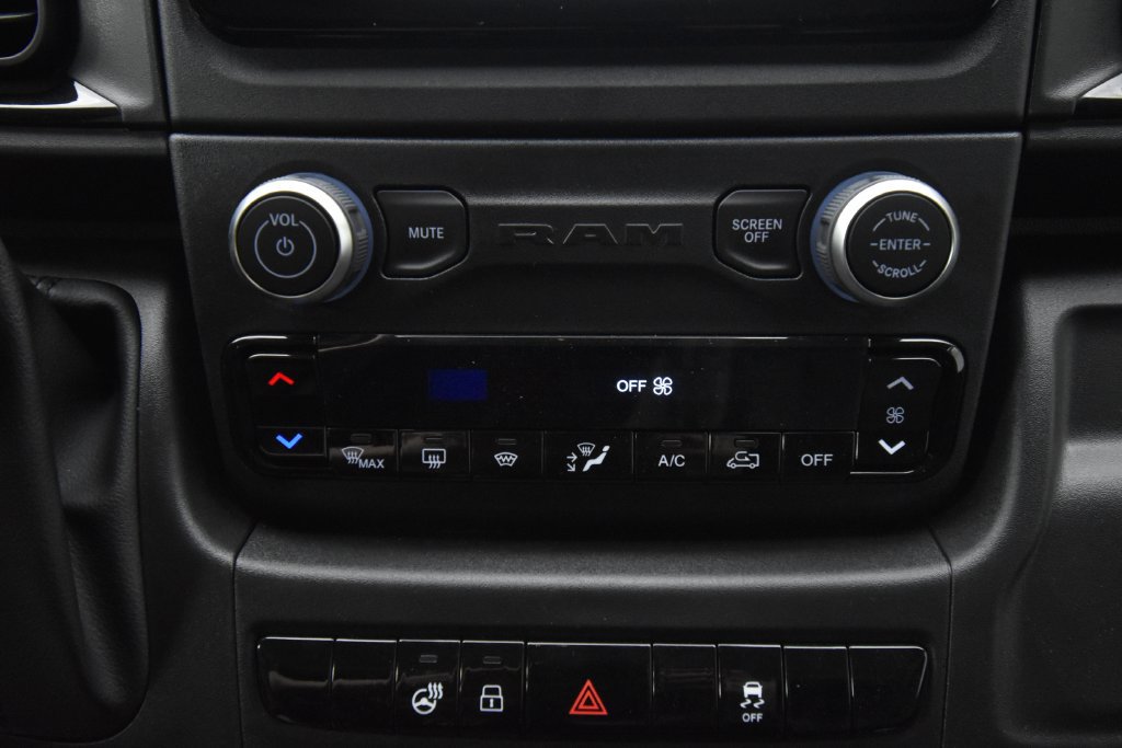 New 2026 RAM ProMaster 2500 w/ Cold Weather Group FWD image 22
