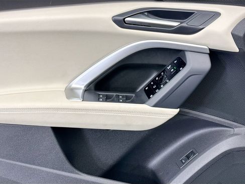 Used 2025 Audi Q5 Premium Plus w/ Premium Plus image 22