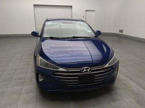 Used 2019 Hyundai Elantra SE FWD image 14