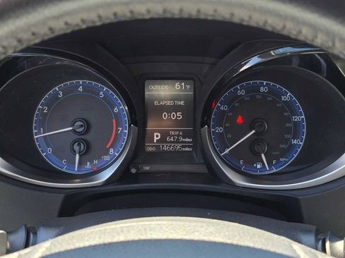 Used 2014 Toyota Corolla S FWD image 25