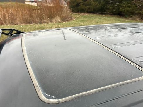 Used 2011 Ford F150 Raptor w/ Raptor Luxury Pkg image 11