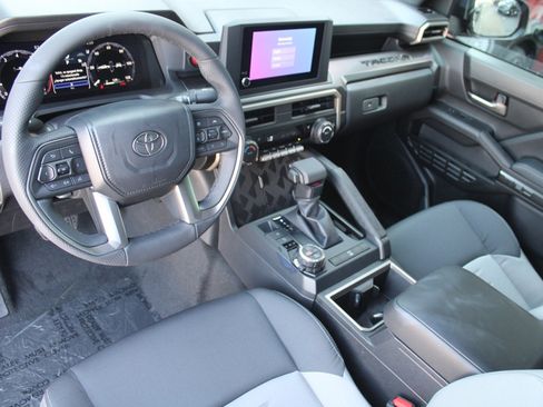 Used 2026 Toyota Tacoma TRD Sport AWD/4WD image 22