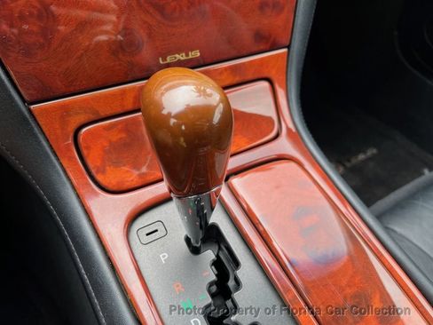 Used 2002 Lexus SC 430 Convertible RWD image 98