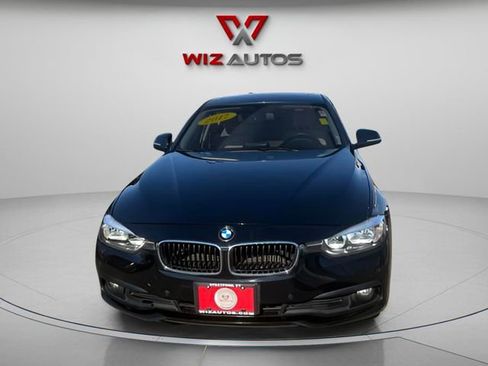 Used 2017 BMW 320i xDrive Sedan image 2