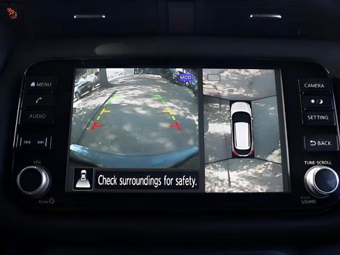 Used 2024 Nissan Kicks SR w/ SR Premium Package image 29