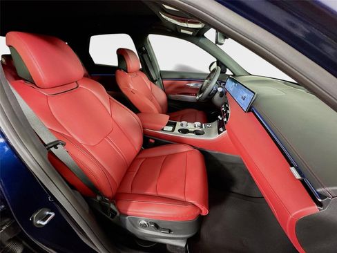 New 2026 Genesis GV70 2.5T Sport Prestige AWD/4WD image 30