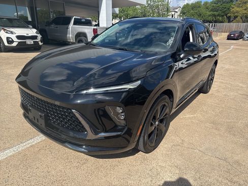 Used 2025 Buick Envision Sport Touring image 1