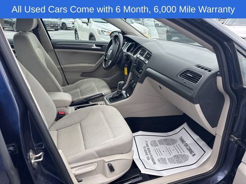 Used 2018 Volkswagen Golf S image 13