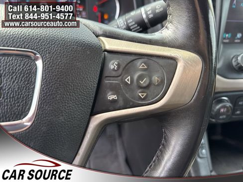 Used 2017 GMC Acadia Denali image 23