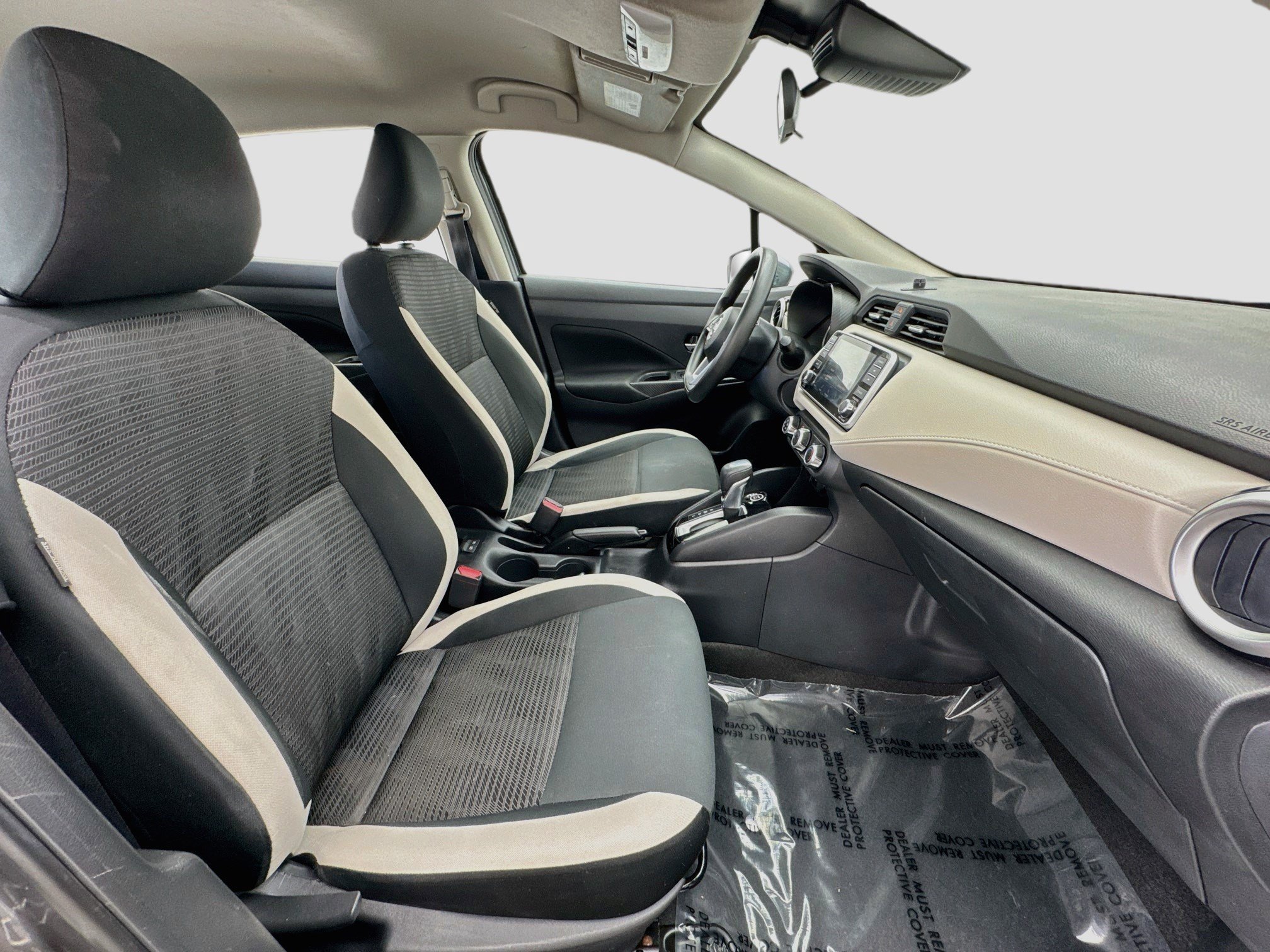 Used 2021 Nissan Versa SV FWD image 18