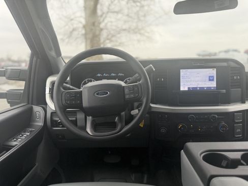 New 2025 Ford F250 XL w/ 360-Degree Camera Package image 19