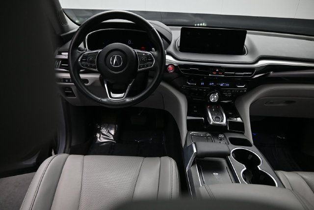 Certified 2024 Acura MDX w/ Technology Package FWD image 18