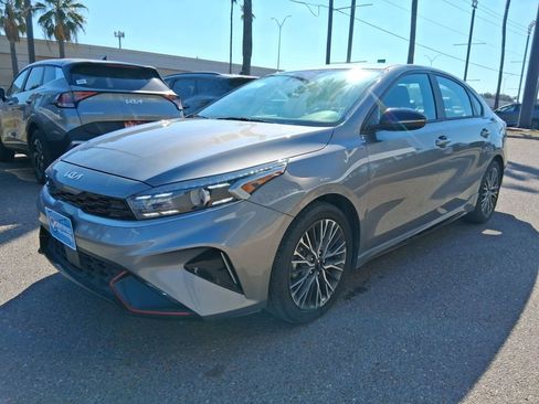 Used 2023 Kia Forte GT-Line w/ GT-Line Premium Package image 3