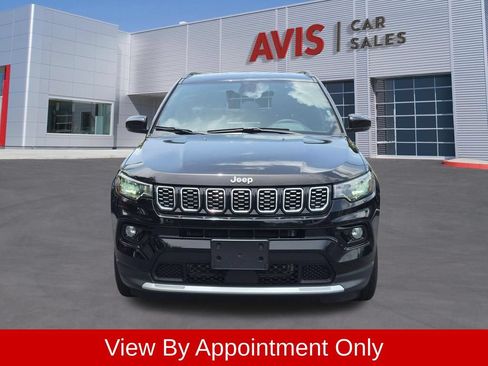 Used 2025 Jeep Compass Limited AWD/4WD image 2