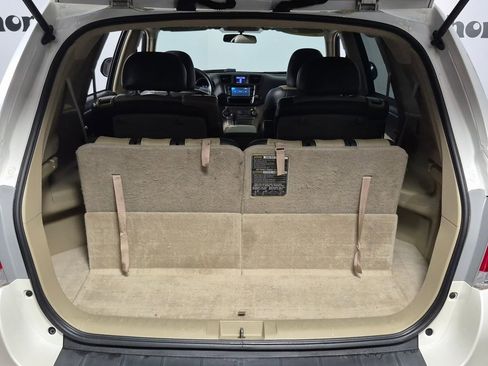 Used 2013 Toyota Highlander FWD image 24