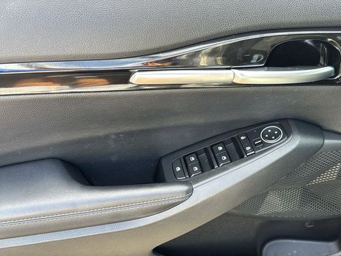 Used 2023 Kia Seltos S image 8