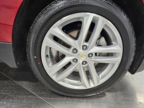 Used 2020 Chevrolet Equinox Premier image 10