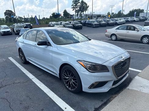 Used 2019 Genesis G80 3.3T Sport RWD image 3