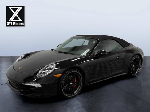 Used 2015 Porsche 911 Carrera 4S AWD/4WD image 2