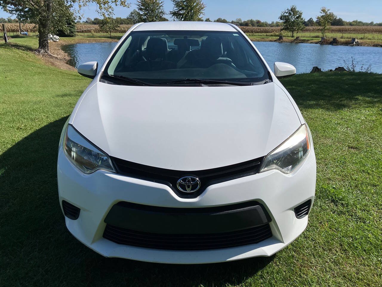 Used 2016 Toyota Corolla L FWD image 2