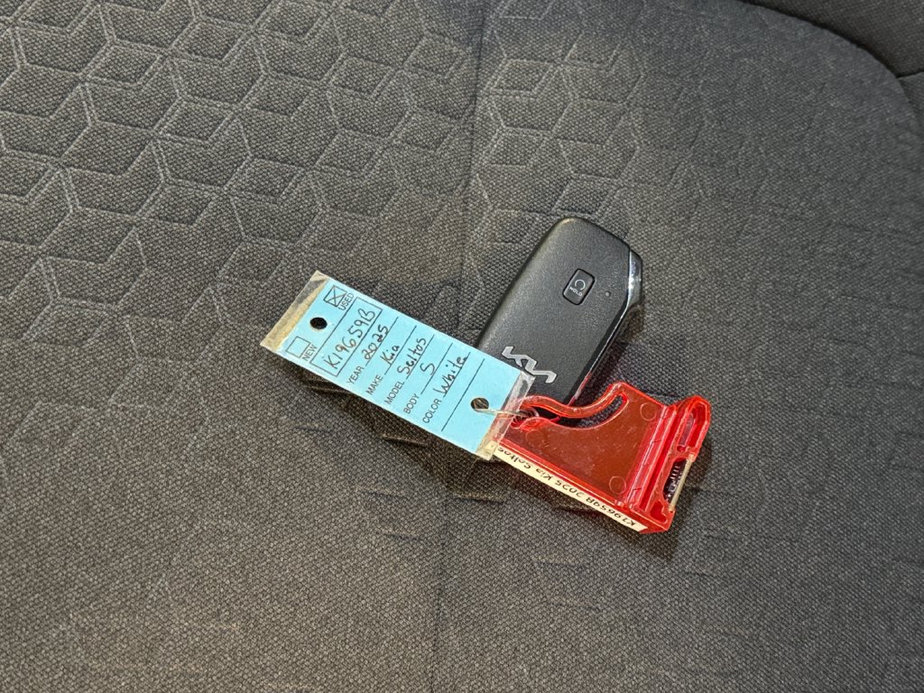 Certified 2025 Kia Seltos S AWD/4WD image 32
