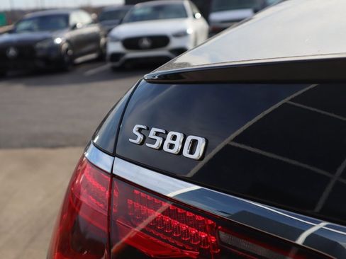 New 2026 Mercedes-Benz S 580 4MATIC Sedan image 9
