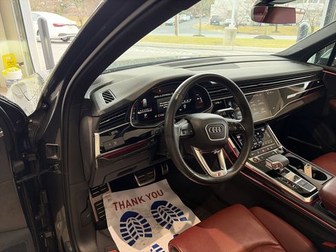 Used 2022 Audi SQ7 Premium Plus w/ SQ7 Executive Package image 22