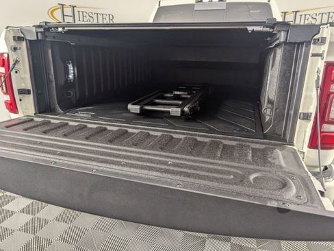 Used 2024 RAM 2500 Limited AWD/4WD image 29