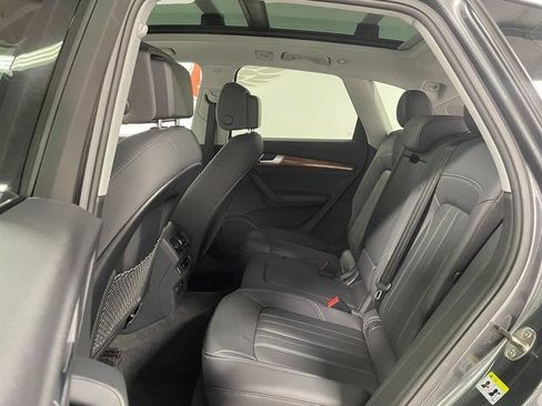 Used 2023 Audi Q5 2.0T Premium Plus w/ Premium Plus Package AWD/4WD image 23