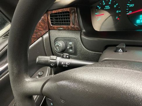 Used 2015 Chevrolet Impala LS image 18