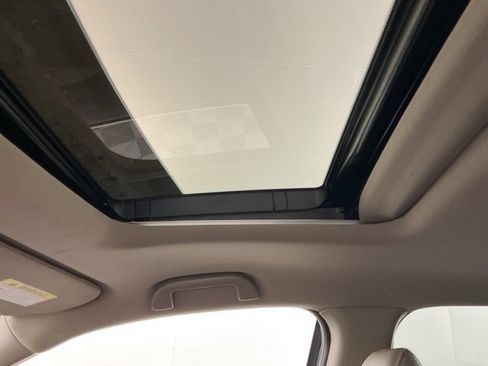 Used 2017 Honda Pilot Touring image 21