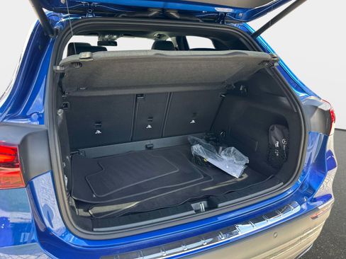 Certified 2025 Mercedes-Benz GLA 250 4MATIC image 10