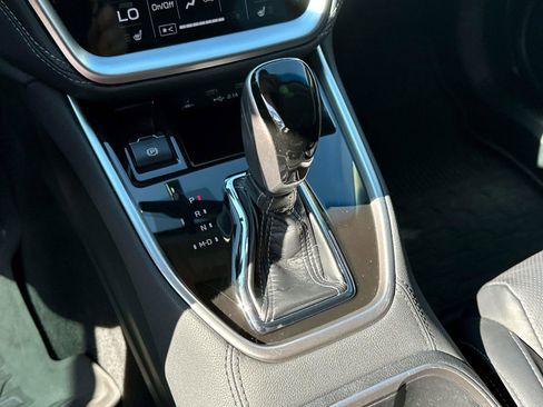 Used 2022 Subaru Outback Limited w/ Popular Package #2 image 24