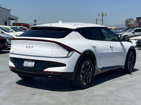 Used 2025 Kia EV6 Wind RWD image 7