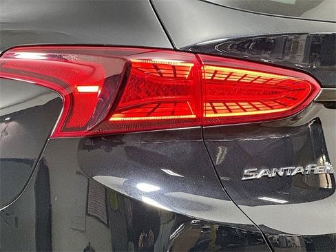 Used 2020 Hyundai Santa Fe Limited image 34