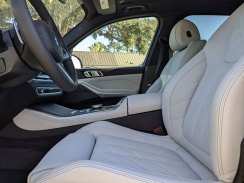 New 2026 BMW X5 xDrive40i w/ M Sport Package image 22