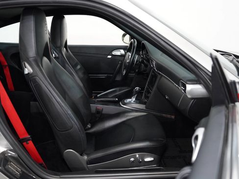 Used 2012 Porsche 911 Carrera 4 GTS image 31