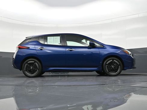 Used 2023 Nissan Leaf SV Plus image 30