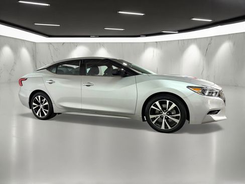 Used 2018 Nissan Maxima 3.5 S image 7