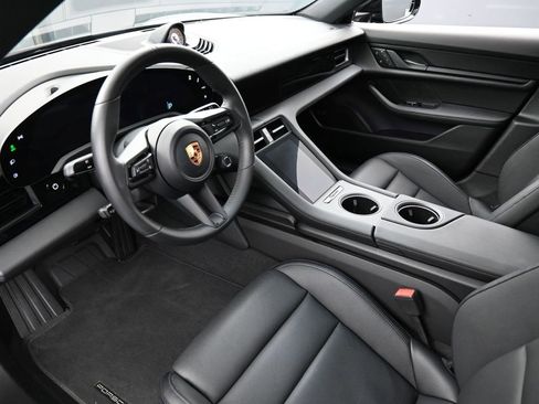 Certified 2023 Porsche Taycan 4S image 4